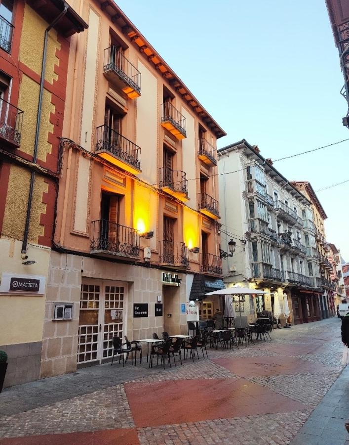 Hotel Acebo Plaza Mayor Jaca Kültér fotó